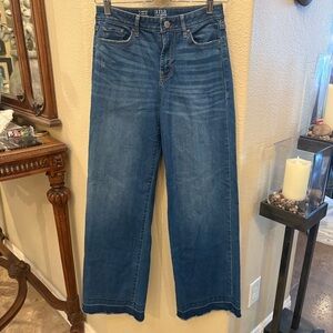 A.N.A Women Blue Stretchy High-Rise Wide Leg Raw Hem Jeans Size 2